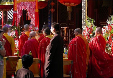 20111123-Wiki C Buddhism_Mass_in_Ghost_Festival.jpg